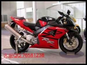 卖本田CBR1000RR摩托车